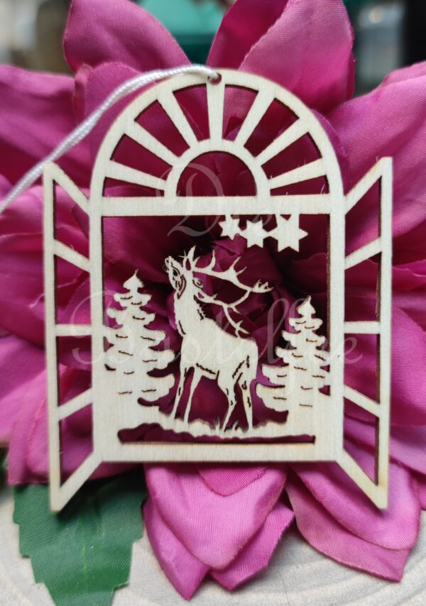 Holzanhänger ,,Fenster mit Hirsch"