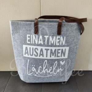 Filztasche groß ,,Einatmen…“ mit Kunstleder Henkel