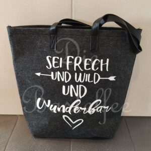 Achtung B-Ware! Filztasche groß ,,Sei frech…“ schief vernäht!