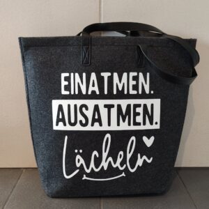 Achtung B-Ware! Filztasche groß ,,Lächeln…“ schief vernäht!