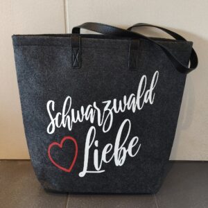 Filztasche groß ,,Schwarzwald Liebe“ mit Kunstleder Henkel